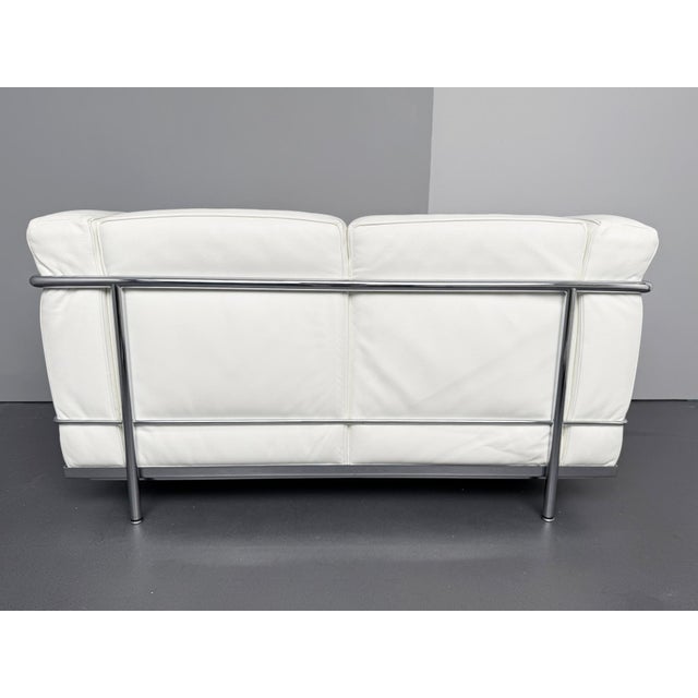 2000 - 2009 LC2 2-Seater Sofa by Le Corbusier for Cassina, Italy, 2000s For Sale - Image 5 of 12