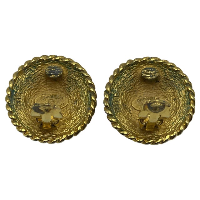 French Chanel Vintage Cc Gold Toned Clip-on Earrings For Sale - Image 3 of 5