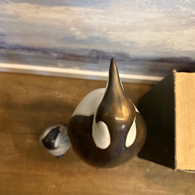 Mid Century 1950s Penguin Pair, by Anderson Design Studio of Maine Hand Made Ceramic Sculpture For Sale - Image 6 of 9