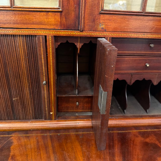 Brown 19th Century Massachusetts Federal Hepplewhite Secretary With Bookcase in Mahogany For Sale - Image 8 of 12