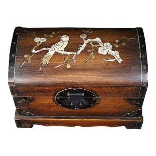 Vintage Huali Wood Jewelry Box With Mother-of-Pearl Bird & Floral Inlay and Brass Hardware For Sale
