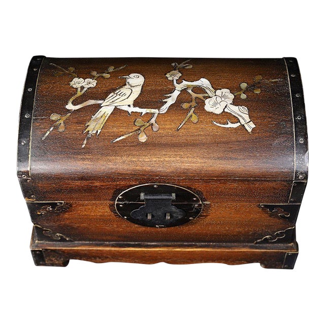 Vintage Huali Wood Jewelry Box With Mother-of-Pearl Bird & Floral Inlay and Brass Hardware For Sale