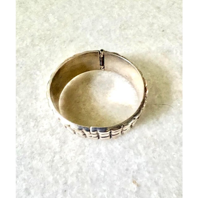 Contemporary 1980s Sterling Silver, Large Solid Mexican Taxco Hinged Cuff Bracelet For Sale - Image 3 of 7