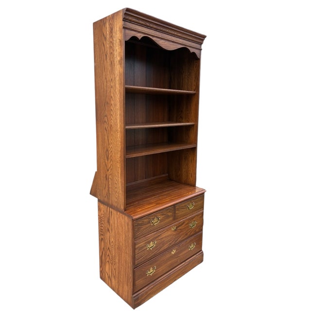 1980s Pennsylvania House Oak Chippendale Cabinet Display Hutch Shelf Chippendale Bookshelf For Sale In Philadelphia - Image 6 of 15