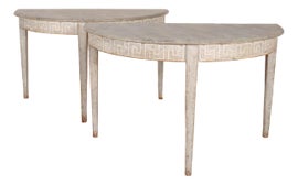 Example of Demi-lune Tables