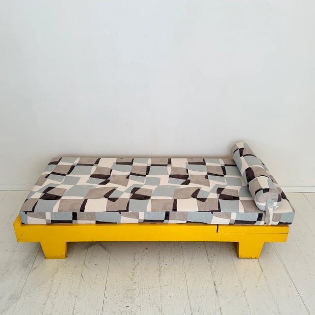 German Bauhaus Yellow Daybed, 1920s For Sale - Image 4 of 16
