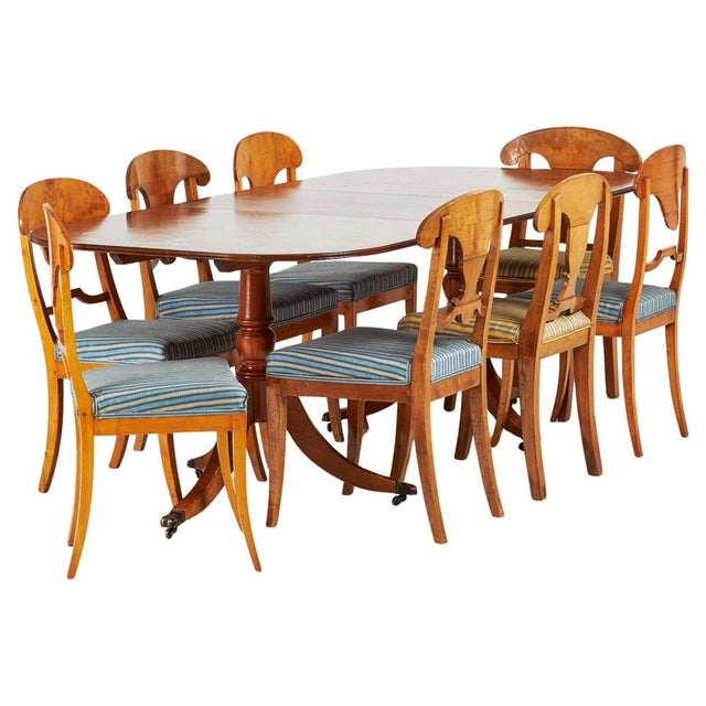 1950s Swedish Mid-Century Style Biedermeier Extendable Dining Table, 1950s For Sale - Image 5 of 5