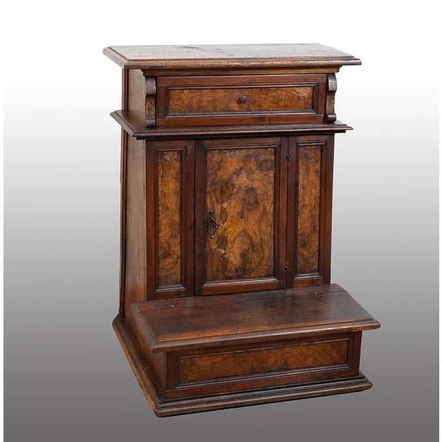 Wood Antique 18th Century Louis XIV Kneeler in Solid Walnut and Burl For Sale - Image 7 of 7