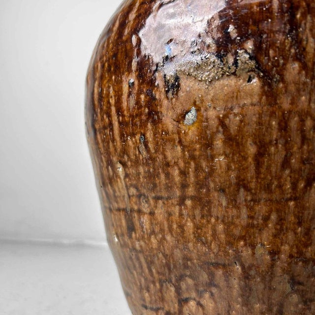 Japanese Late Meiji Earthenware Vase For Sale - Image 9 of 18
