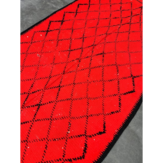 1980s Moroccan Red Large Rug - 4'12" X 11'8" Ft For Sale - Image 4 of 8