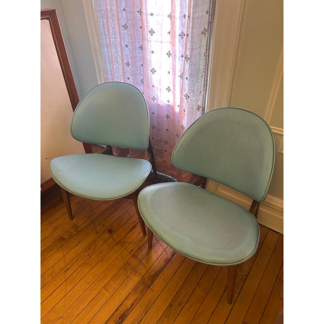 Wood Pair Vintage Mid-Century Clamshell Chairs Attributed to Seymour James Wiener for Kodawood For Sale - Image 7 of 8