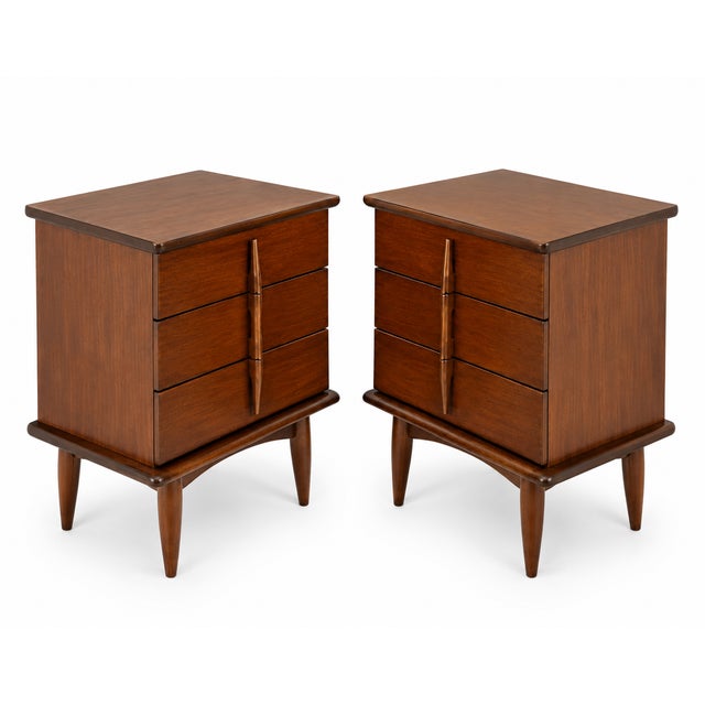 1960s Mid Century United Walnut Nightstands- Pair For Sale - Image 5 of 6