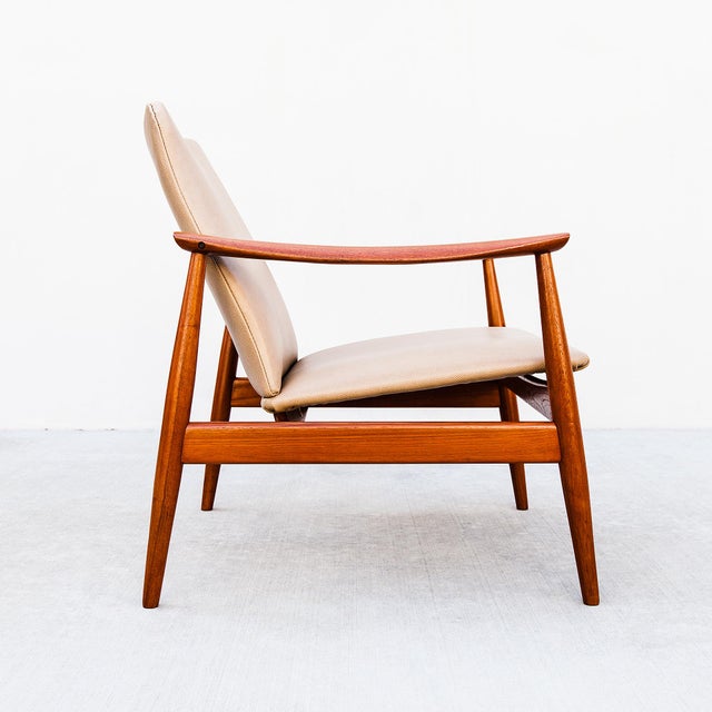 Mid-Century Modern Restored Finn Juhl Fd 138 Danish Modern Teak Lounge Chair by France & Son, 1960s For Sale - Image 3 of 17