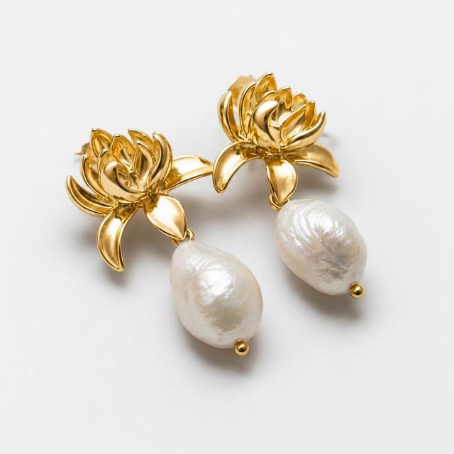 Lotus Freshwater Pearl Drop Earrings, Pair For Sale - Image 4 of 7