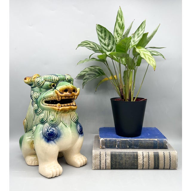 Chinoiserie Large 1980s Chinese Sancai-Style Glazed Ceramic Foo Dog – Chinoiserie / Asian Traditional For Sale - Image 3 of 13