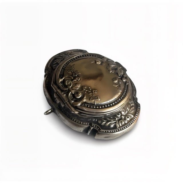 Late 19th Century Antique French Rococo Locket Powder Box, Circa 1900 For Sale - Image 5 of 7