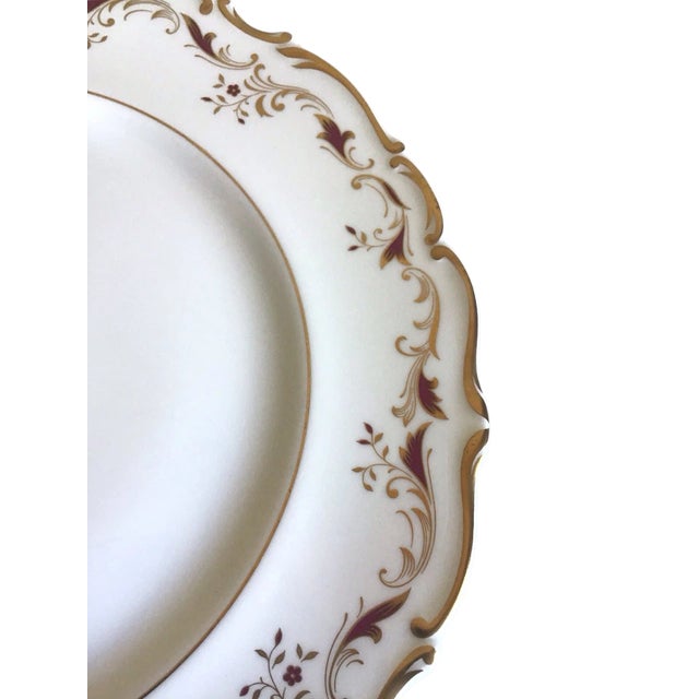 Traditional Mid 20th Century Lot of 5 Royal Doulton England Bone China Strasbourg Scalloped Dinner Plates For Sale - Image 3 of 6