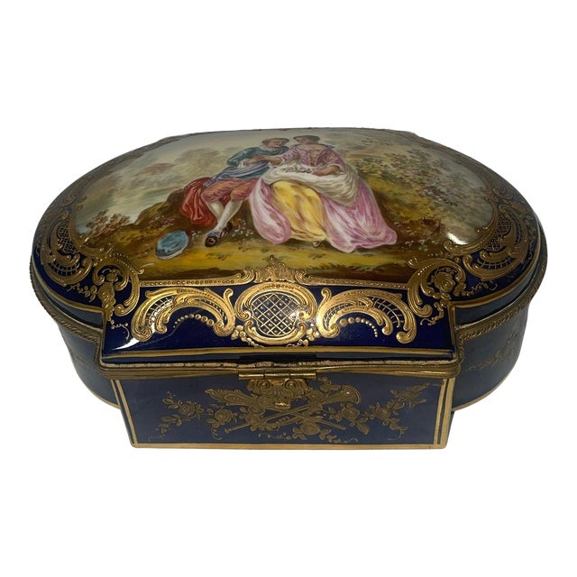 19th Century French Sèvres Porcelain Box For Sale