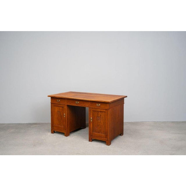 Early 20th Century Art Nouveau Desk in Oak For Sale - Image 3 of 18