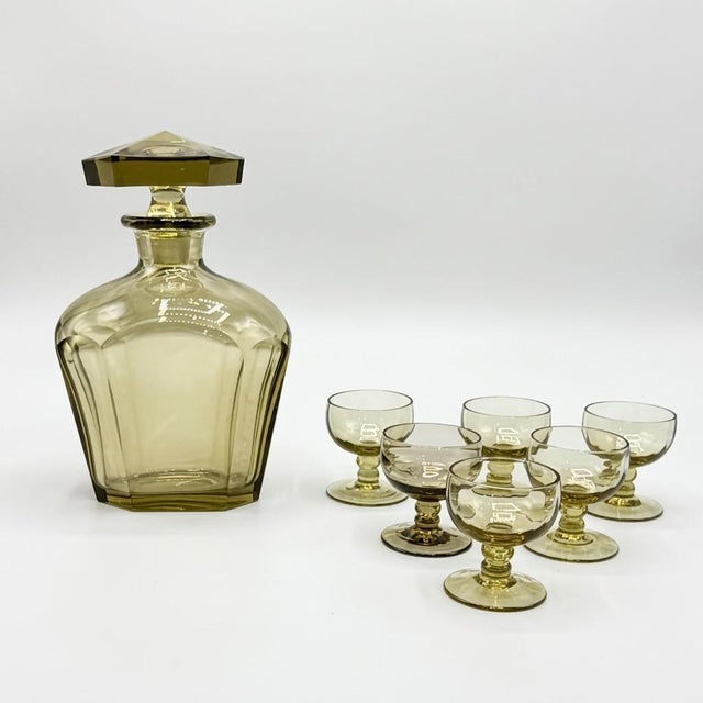Mid-Century Modern Amber Glass Decanter and Six Liqueur Glasses, 1950s, Set of 7 For Sale - Image 17 of 17