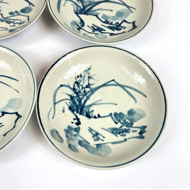 Chinese Set of 4 Hand-Painted Blue and White Small Ceramic Dessert Plates For Sale - Image 3 of 6