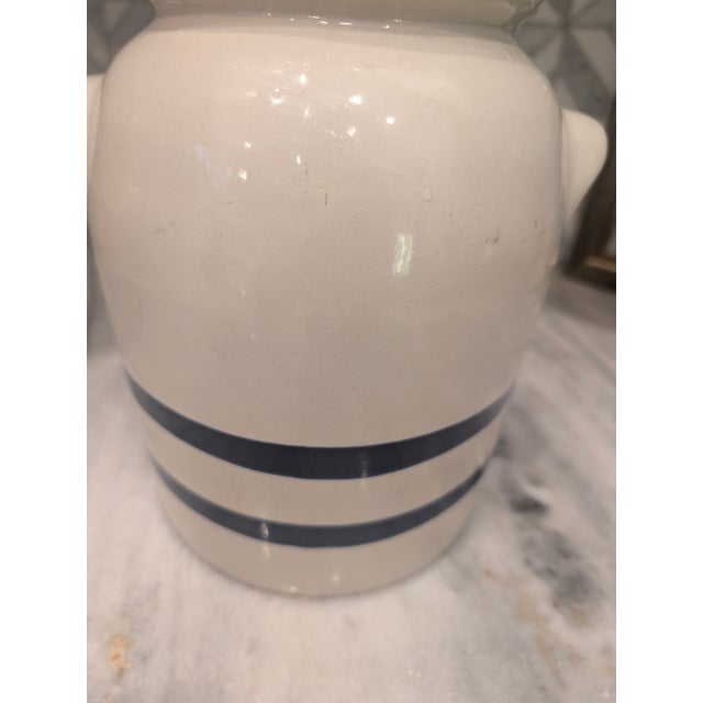 Beautiful Mid-Century vintage Robinson Ramsbottom crock 4 Qt stoneware with blue stripes. Missing the original lid and...