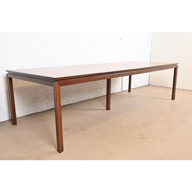 Dunbar Furniture Edward Wormley for Dunbar Mid-Century Modern Walnut Extension Dining Table, Newly Refinished For Sale - Image 4 of 12
