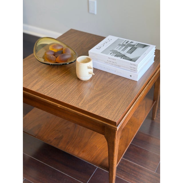 Wood 1960s Mid-Century Modern Walnut Floating-Top End Table With Lower Shelf — MCM Lamp Side Table For Sale - Image 7 of 12