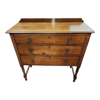 Late 19th Century English Victorian Oak Chest of Drawers For Sale