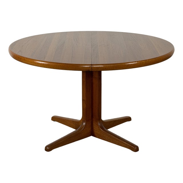 Danish Round Teak Extendable Dining Table by Glostrup Møbelfabrik, 1960s For Sale