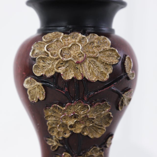 Pair of Vintage Black and Gold Chinoiserie Resin Accent Lamps For Sale - Image 10 of 14
