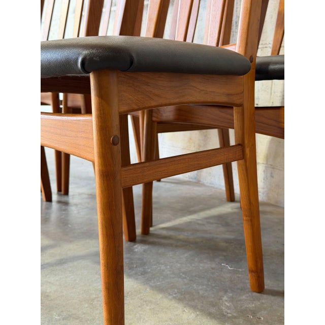 Teak Slat Back Dining Chairs Set of 6 in Black Upholstery Danish Mid-Century Modern 1970s For Sale - Image 12 of 12