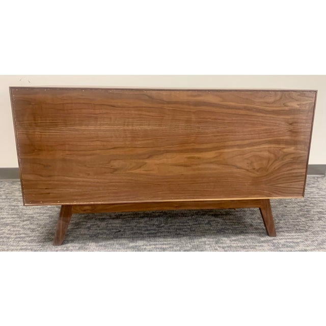 Mid-Century Modern Walnut Credenza For Sale - Image 4 of 12