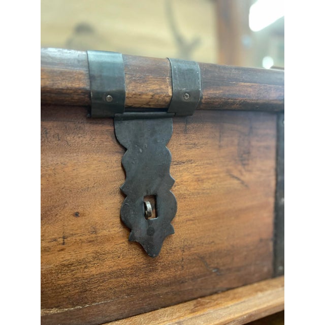 1970s 1970s Vintage Rustic Wooden Decorative Storage Trunk. For Sale - Image 5 of 9