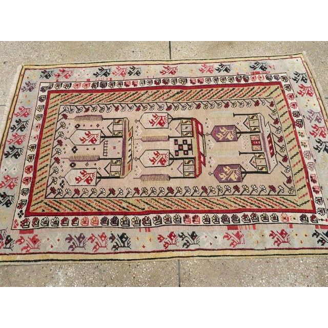 Textile Galerie Shabab Collection Early 20th Century Turkish Ghiordes Small Rug With Shades of Grey-Blue, Purple, and Beige For Sale - Image 7 of 8