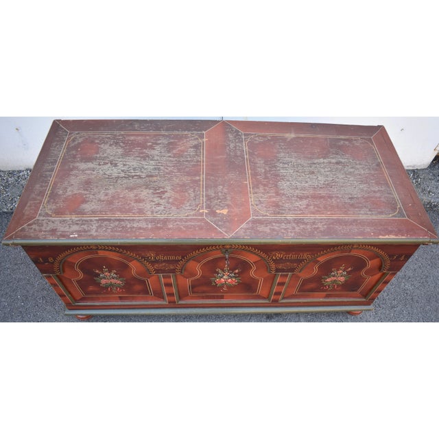 Mid 19th Century Pine Trunk or Blanket Chest in Original Decorative Paint For Sale - Image 4 of 12