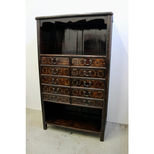 Chinese Early 20th Century Large Chinese Lacquered Elmwood Display Cabinet For Sale - Image 3 of 12