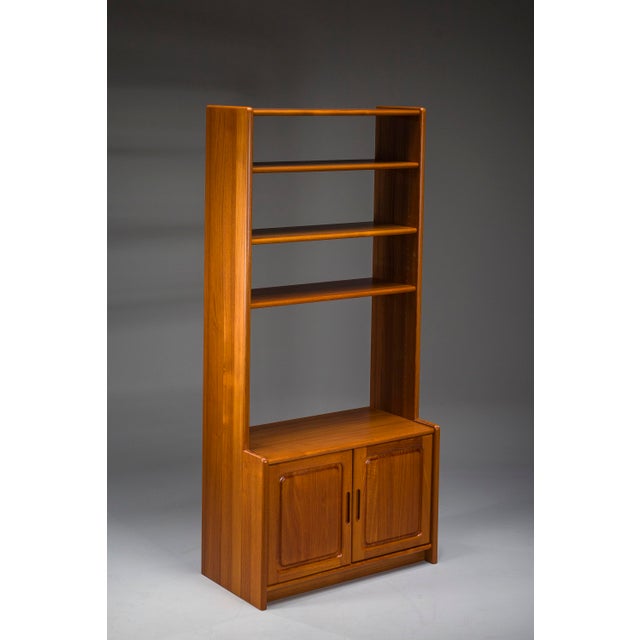 Danish Teak Bookcase with Cabinet from Dyrlund, 1970s For Sale - Image 9 of 11