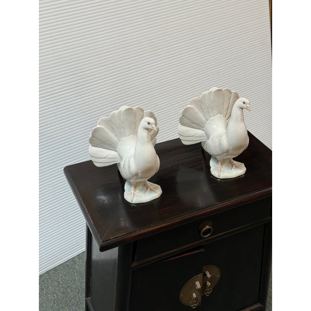 Lladró Paloma Grande Porcelain Figurines, Pair For Sale - Image 9 of 12