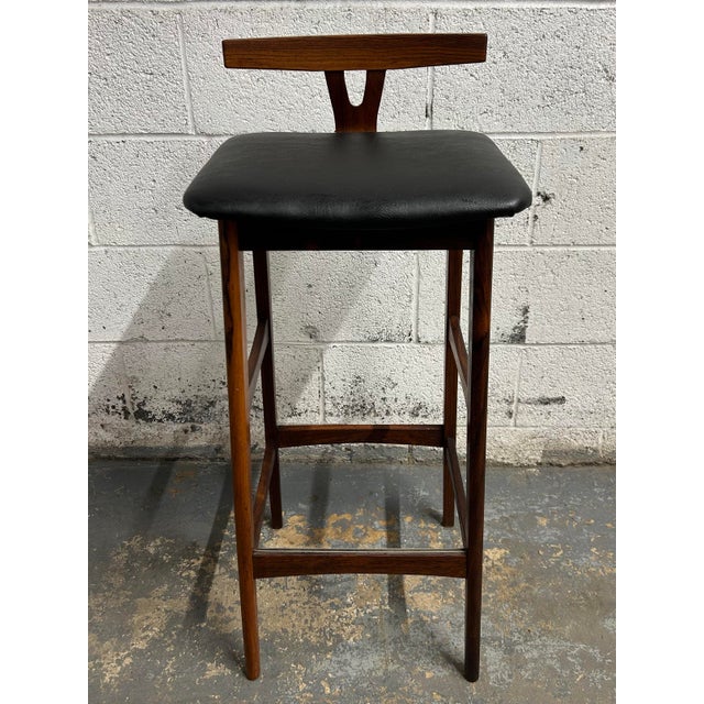Brown 1960s Danish Mid Century Modern Bar Stools in Rosewood, a Pair - Knud Bent Design for Dyrlund For Sale - Image 8 of 12
