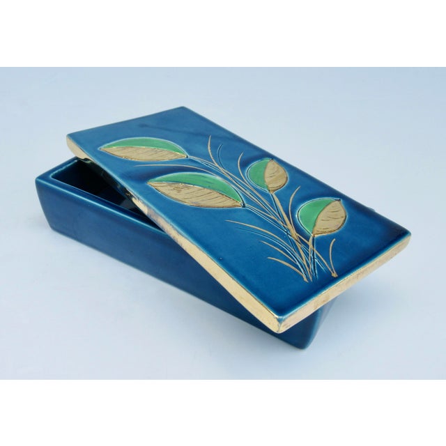 Mid-Century Modern Vintage C.1960's Italian Aldo Londi for Bitossi Ceramic Glazed Lidded Keepsake/Decorative Accent Box For Sale - Image 3 of 12