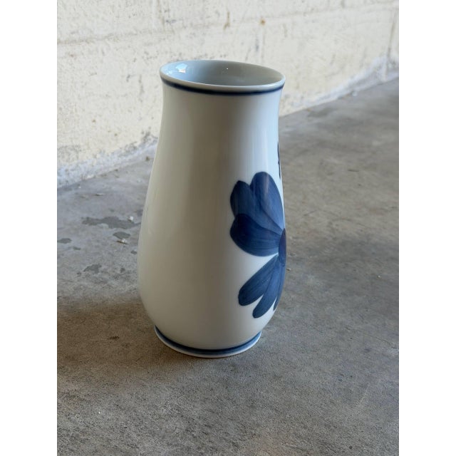 Mid 20th Century Porcelain Bud Vase Blue Anemone Flower B&g Copenhagen Denmark Mid 20th Century For Sale - Image 5 of 9