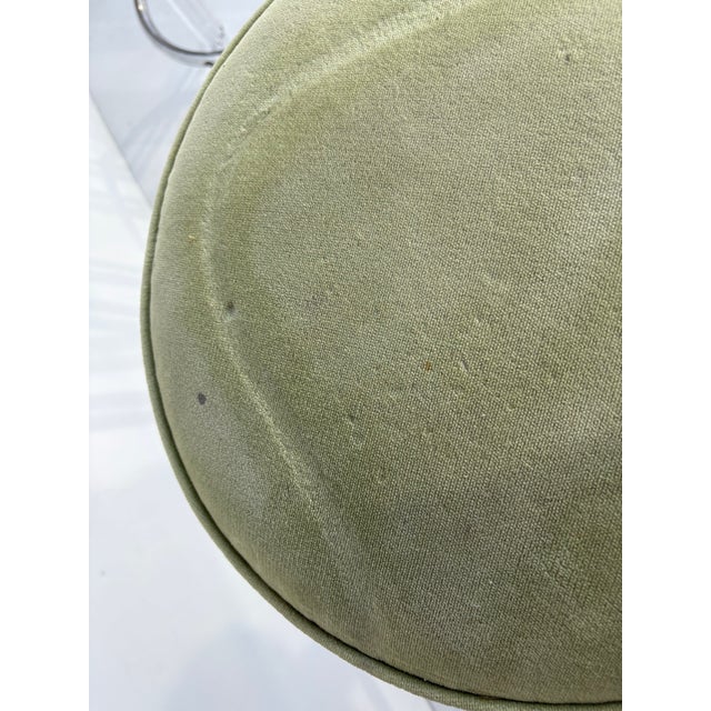 1970s Vintage Lucite Barstools Set of 3 For Sale - Image 5 of 5