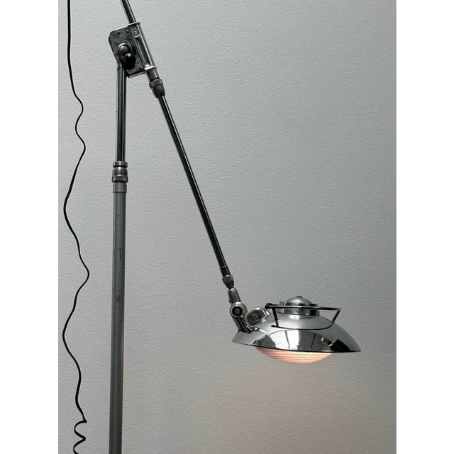 Vintage Mid-Century Architect Floor Lamp by Ferdinand Solère for Solr Model No. 219r (France, 1980s) For Sale - Image 4 of 7