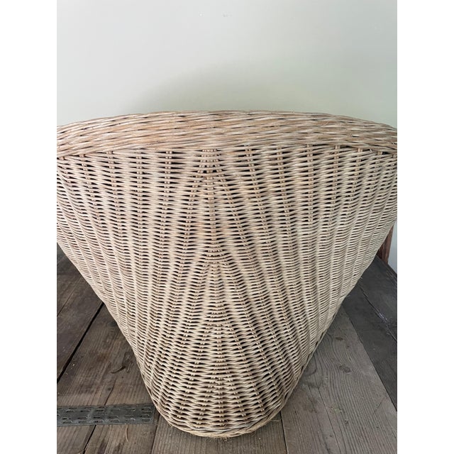 Lotus Meditation Chair in Wicker, 2000s For Sale - Image 4 of 10