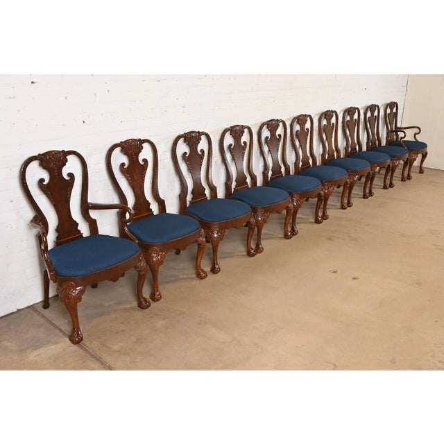 1980s Baker Furniture Stately Homes Georgian Carved Burled Walnut Dining Chairs, Newly Refinished For Sale - Image 5 of 14