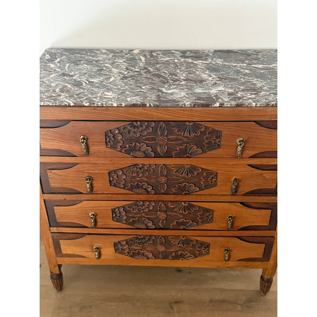 Art Deco French Oak Commode with Hand-Carved Floral Details and Grey Marble Top, 1930s For Sale - Image 11 of 18
