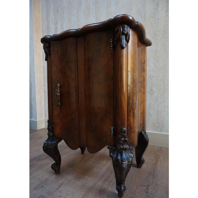 Italian Baroque Rococo Walnut Burl Nightstand, 1850s For Sale - Image 6 of 17