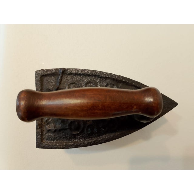 Figural Iron with Wooden Handle, 1900s For Sale - Image 3 of 9