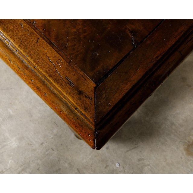 English Georgian Period Early 19th century Walnut Barley Twist Side Table For Sale In Atlanta - Image 6 of 12